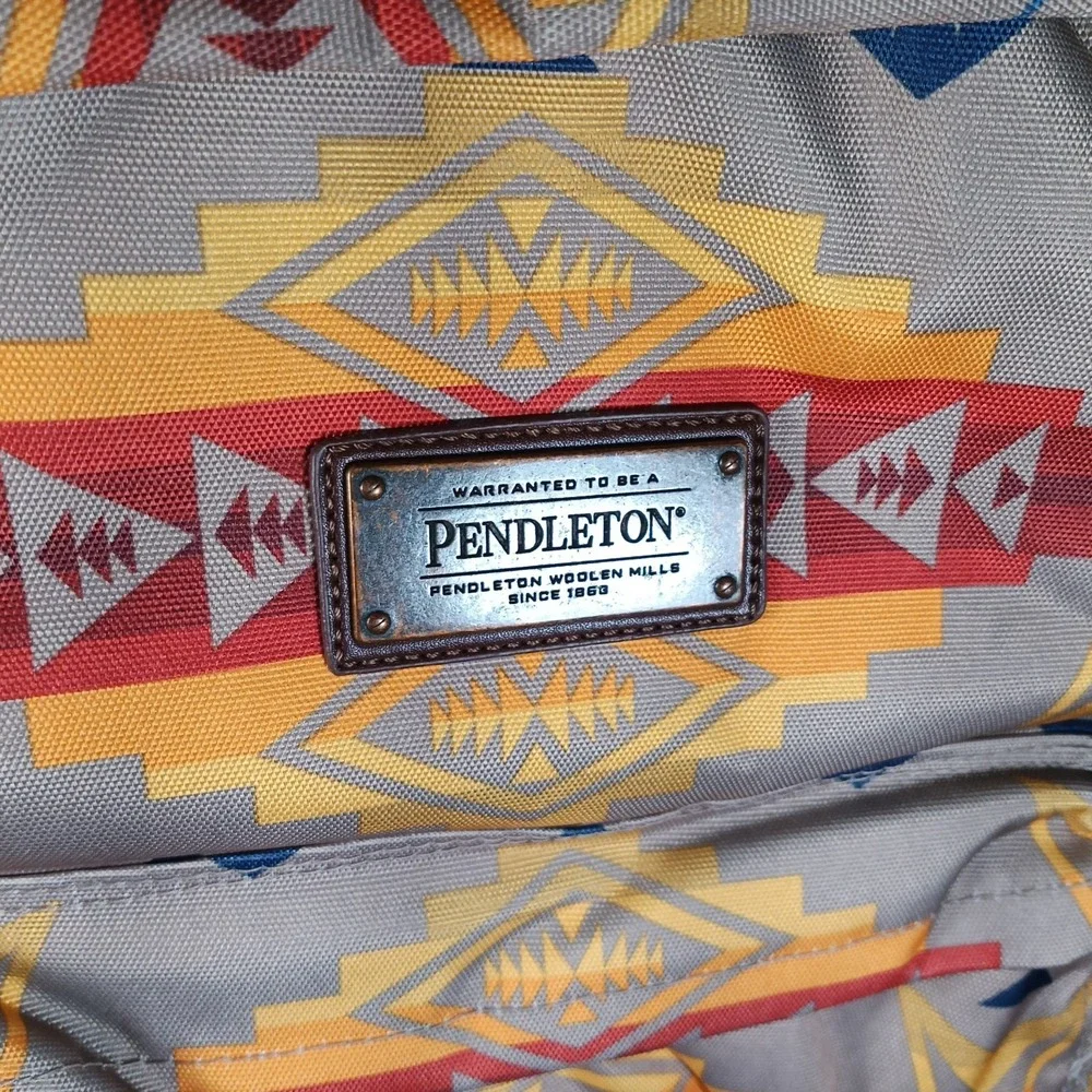 Pendleton Backpack Southwestern Aztec Tribal Canvas Pinto Mountain Standard - Picture 2 of 13